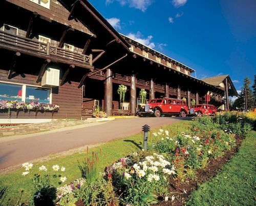 בית מלון כפרי Glacier Park Lodge