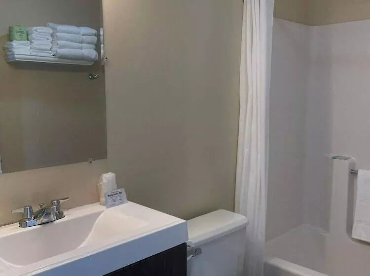 هتل The Grand Beach Inn