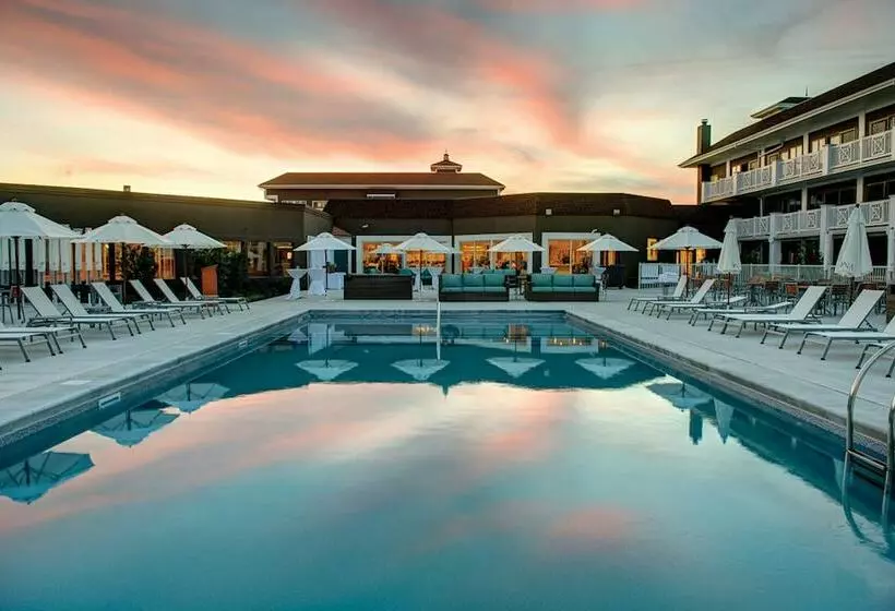 בית מלון כפרי Icona Avalon