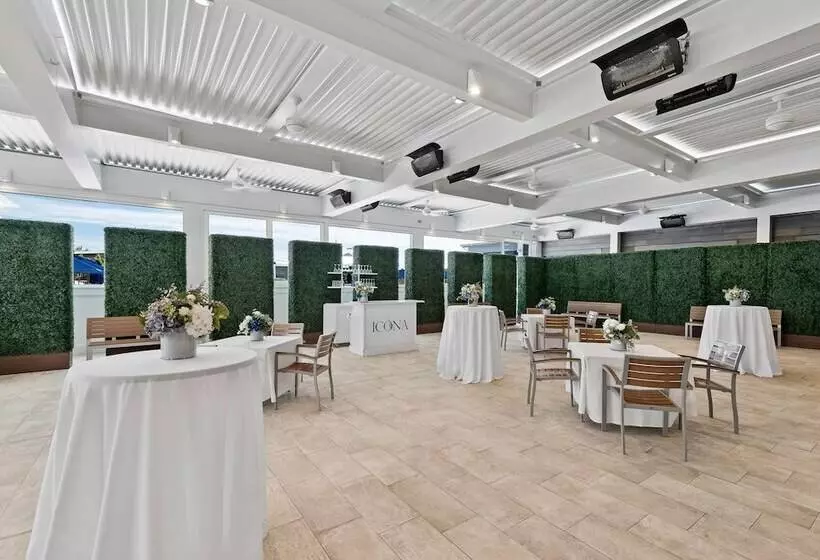 בית מלון כפרי Icona Avalon