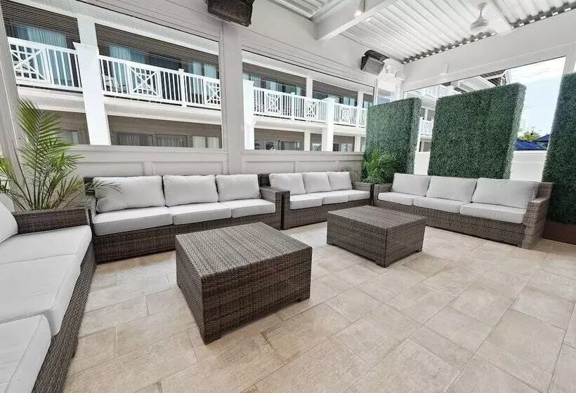 בית מלון כפרי Icona Avalon