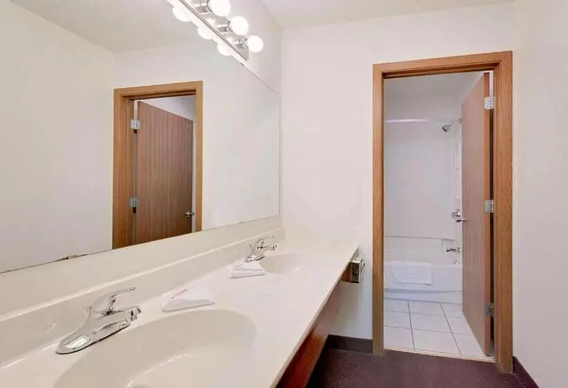 בית מלון כפרי Super 8 By Wyndham Keystone/mt. Rushmore