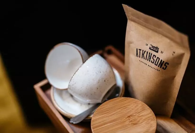 Hotelli Quite Simply French