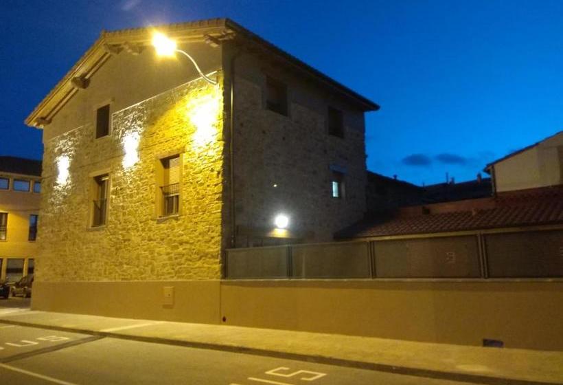 بنسيون Hostal Rural Villa De Mendavia