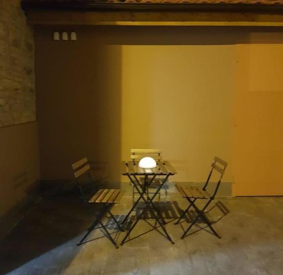 بنسيون Hostal Rural Villa De Mendavia