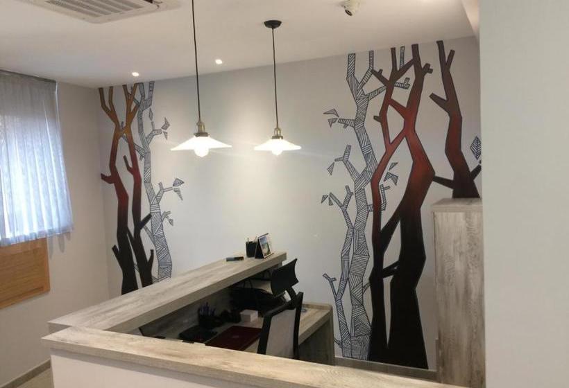 بنسيون Hostal Rural Villa De Mendavia