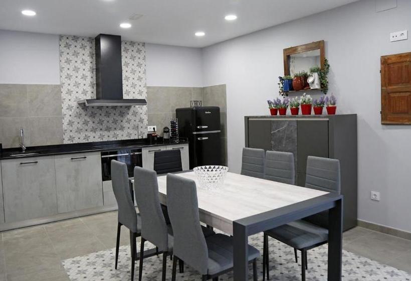 بنسيون Hostal Rural Villa De Mendavia