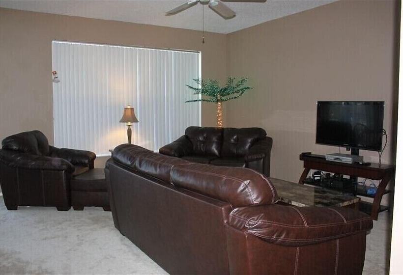 R1 Esprit 4 Bed / 3 Bath