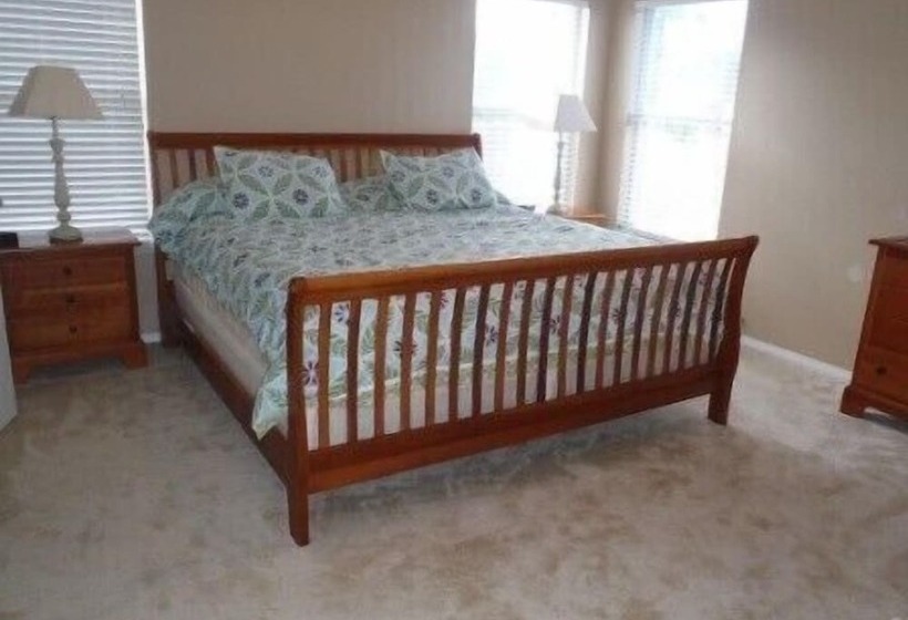 R1 Esprit 4 Bed / 3 Bath