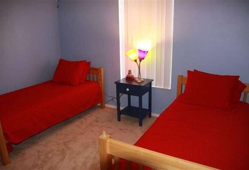 R1 Esprit 4 Bed / 3 Bath