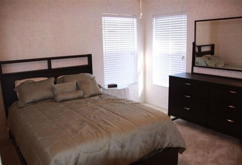 R1 Esprit 4 Bed / 3 Bath