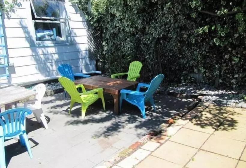 Retkeilymaja Napier Art House Backpackers