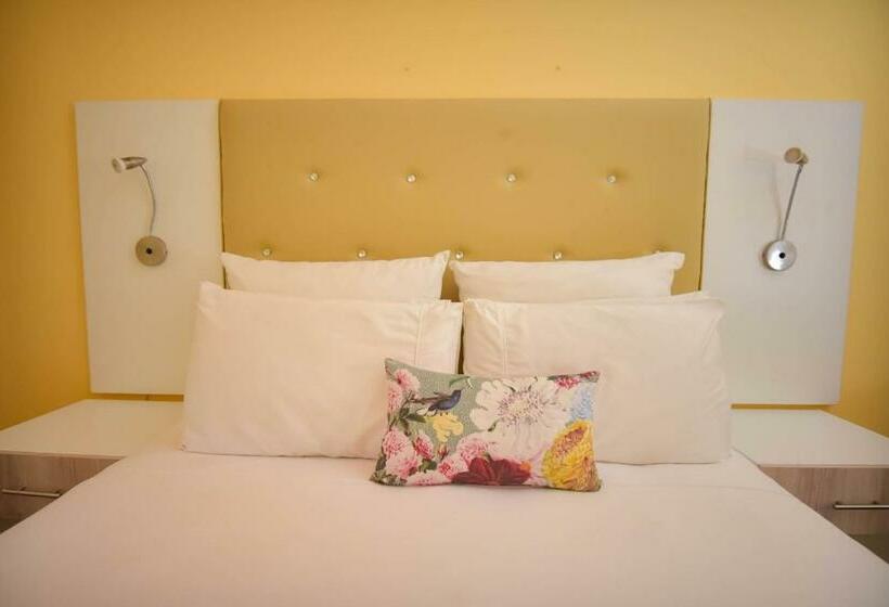 مبيت وإفطار Kwazi Guest House