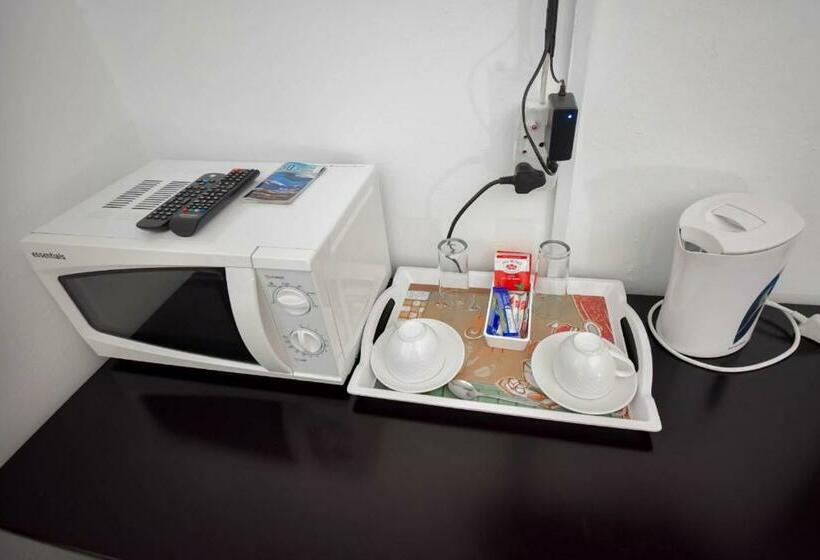 مبيت وإفطار Kwazi Guest House