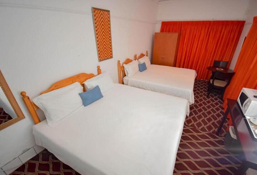 مبيت وإفطار Kwazi Guest House