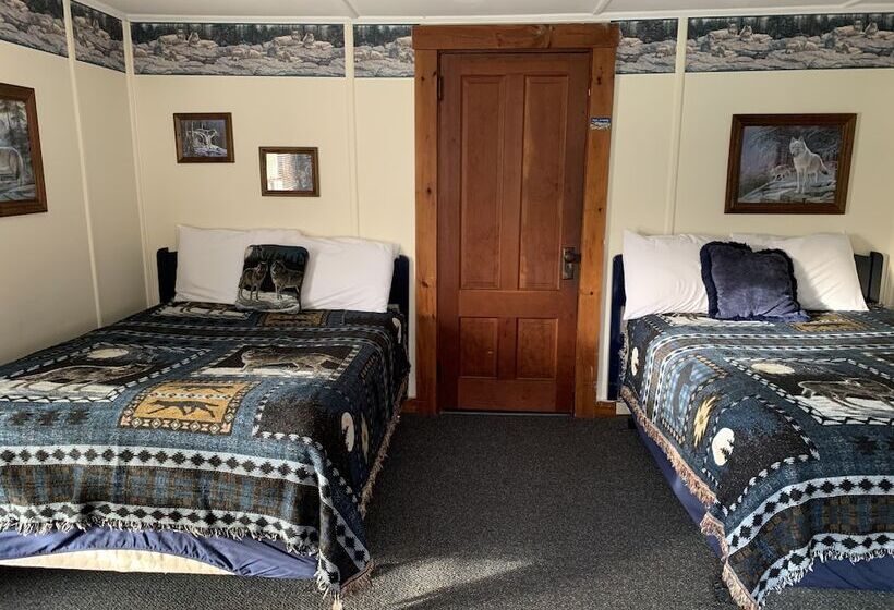 Carrollmotel And Cottages