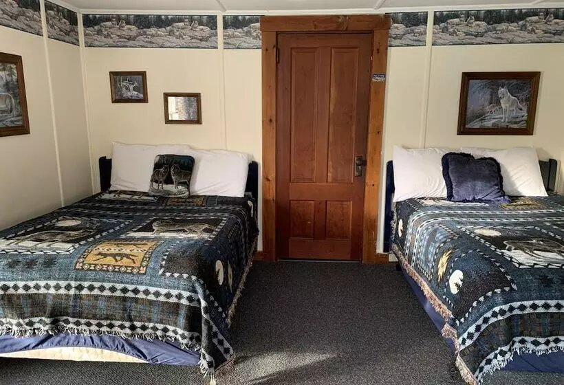 Carrollmotel And Cottages