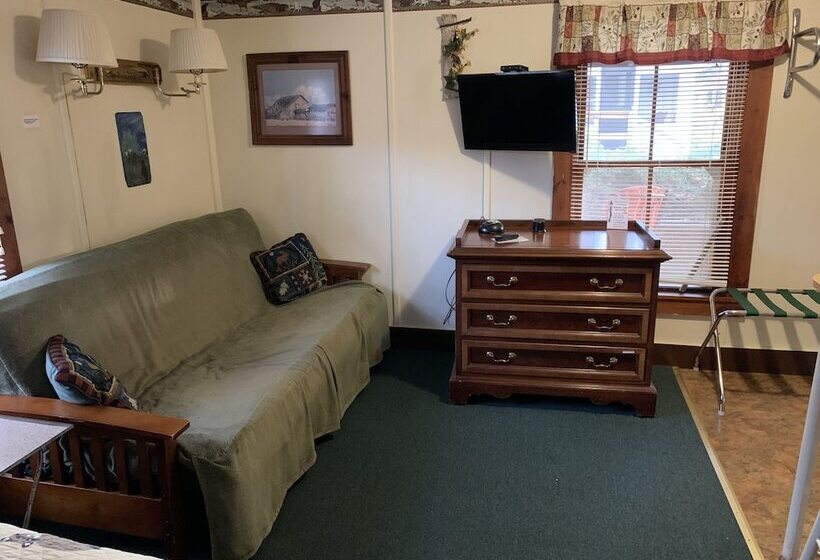 Carrollmotel And Cottages