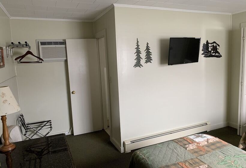 Carrollmotel And Cottages