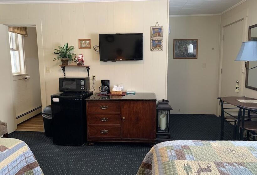 Carrollmotel And Cottages