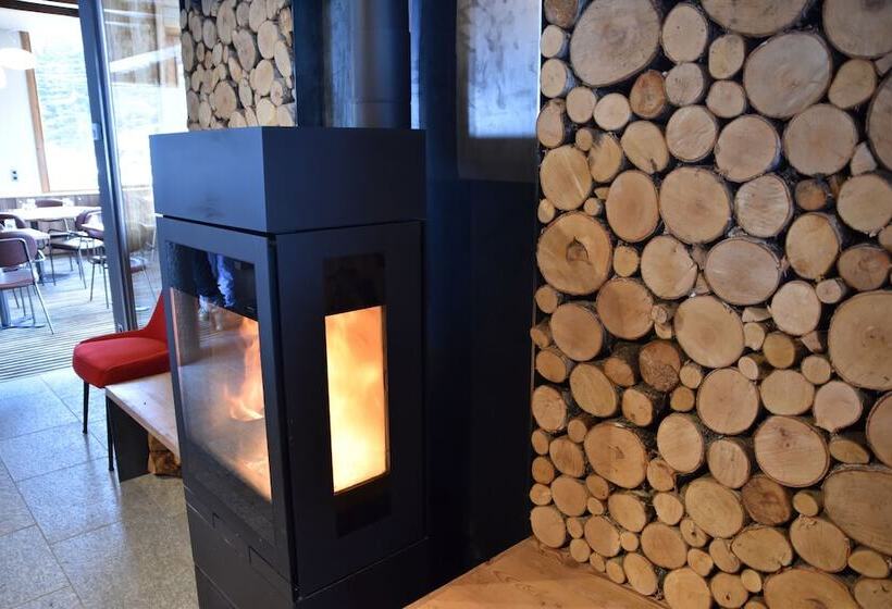 Отель Hôtel Lapiaz & Spa   Flaine