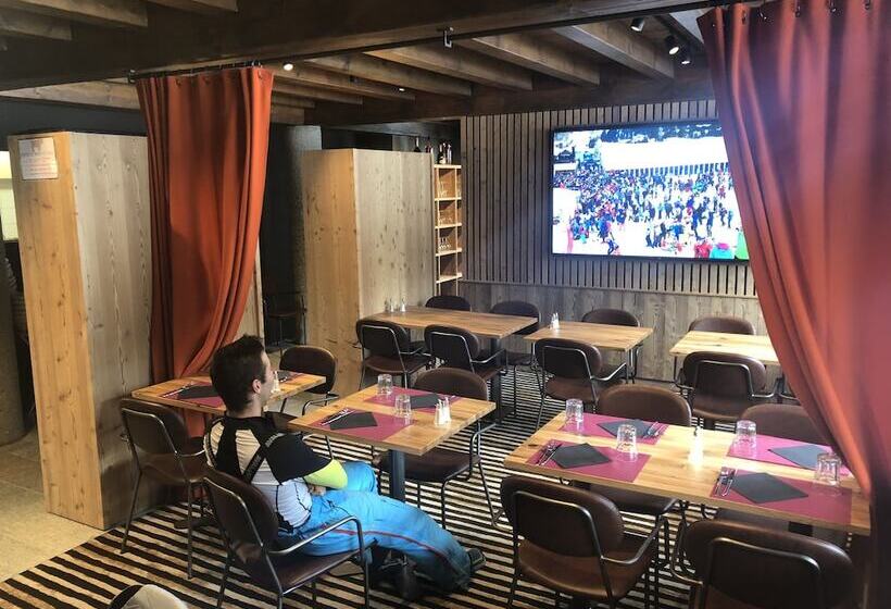 Отель Hôtel Lapiaz & Spa   Flaine