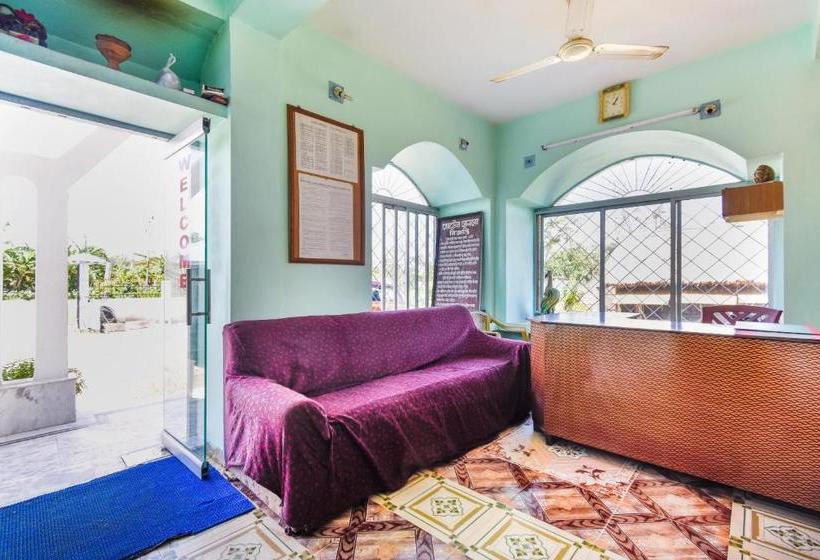 בית מלון כפרי Spot On 64174 Tej Residency