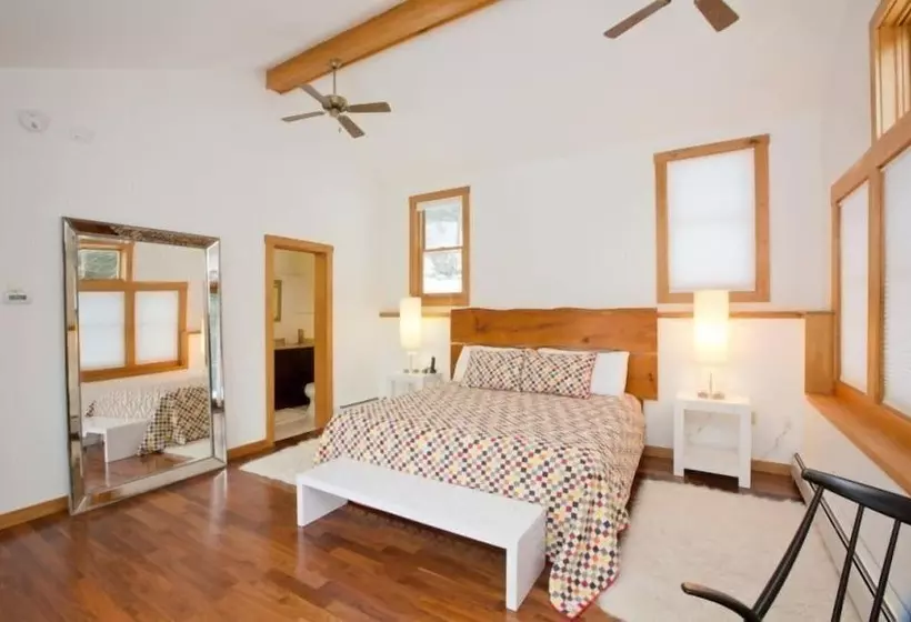 Mid_modern 4 Br