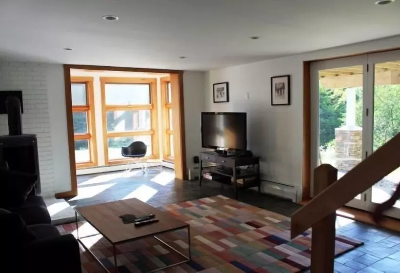 Mid_modern 4 Br