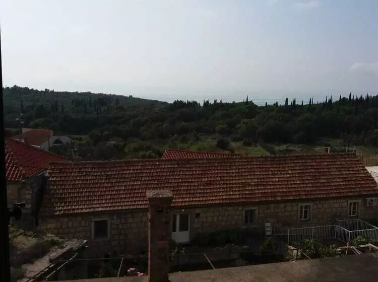 Majatalo Fishing Family House