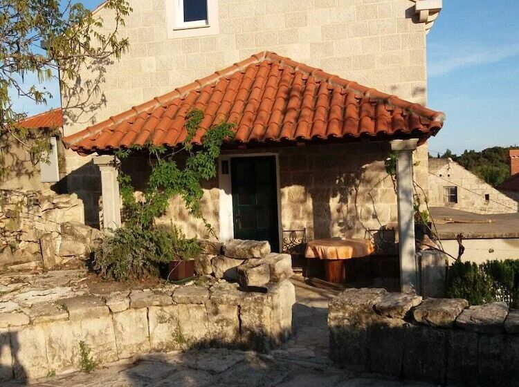 膳宿费 Fishing Family House