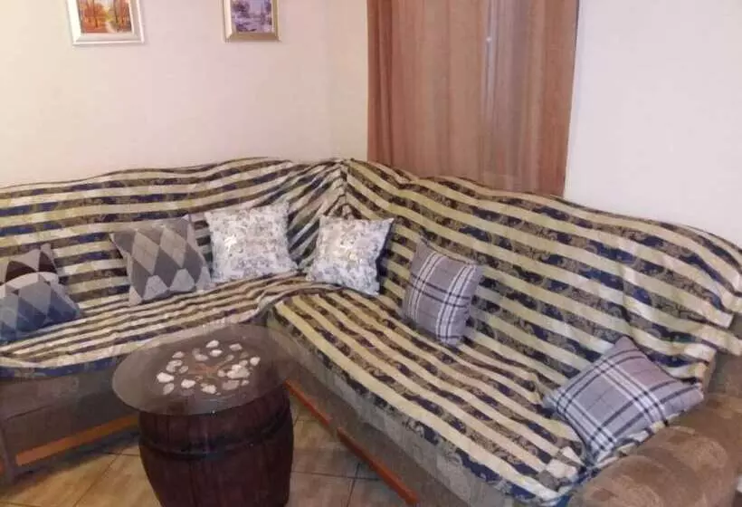 Majatalo Fishing Family House