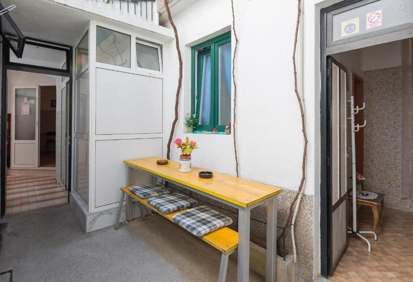 Pensió Guest House Ivona