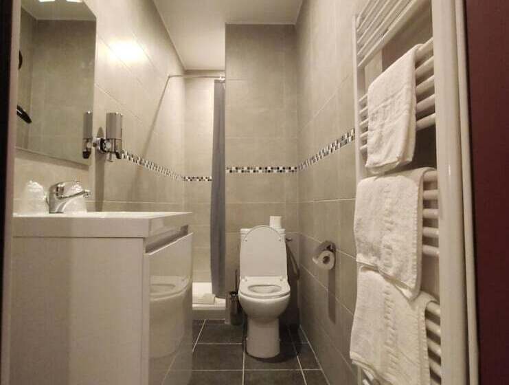 Отель Hôtel Le Dormeux