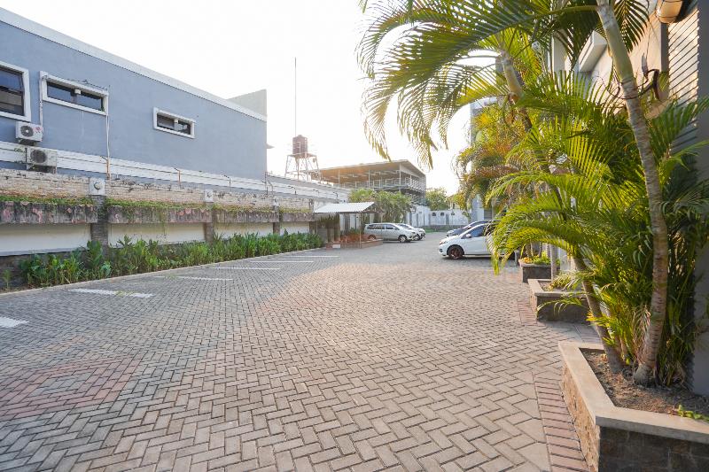 Hotel Oyo 2075 Graha Marina