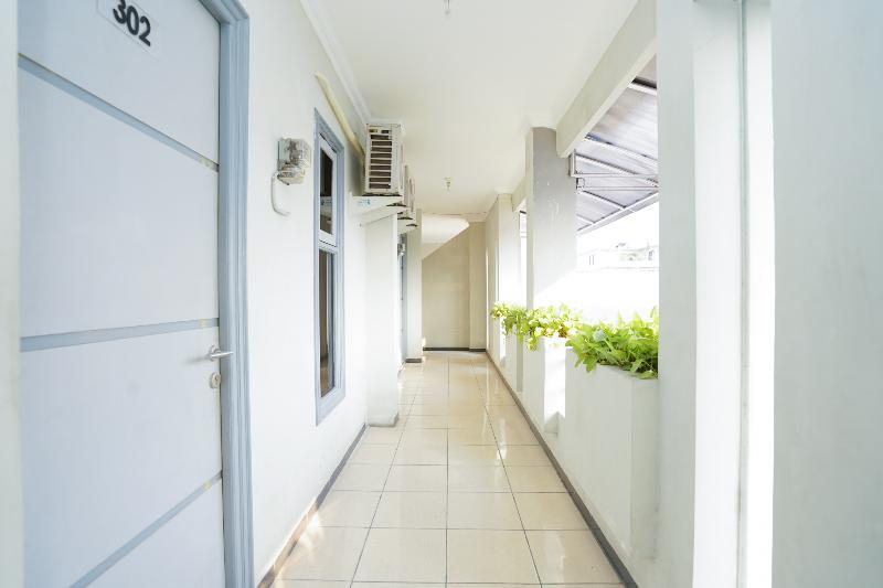 Hotel Oyo 2075 Graha Marina