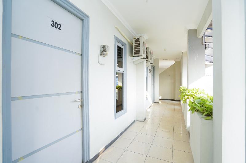 Hotel Oyo 2075 Graha Marina