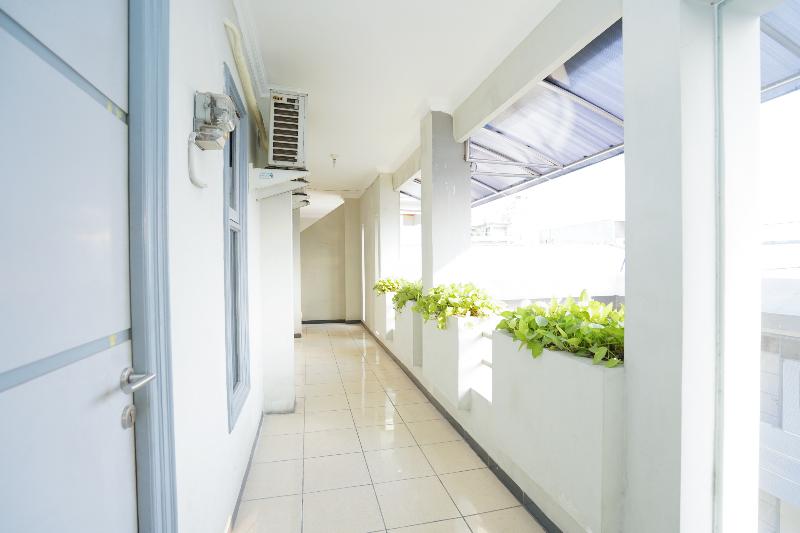 Hotel Oyo 2075 Graha Marina