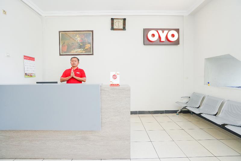 Hotel Oyo 2075 Graha Marina