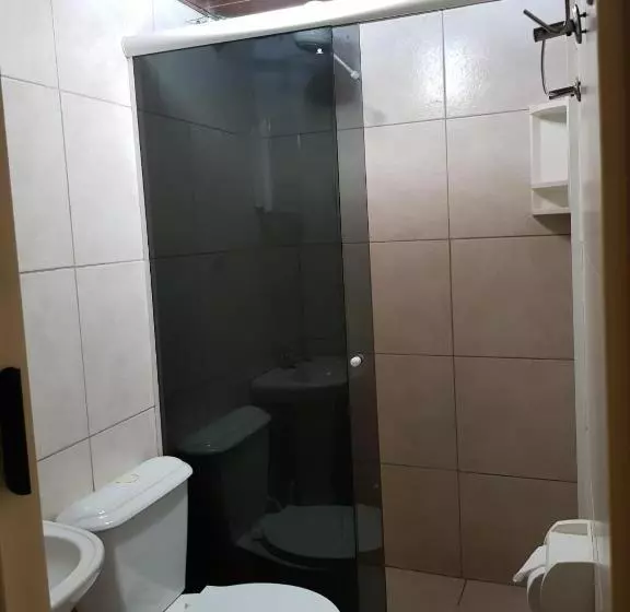 Hotel Oyo Fragata Praia