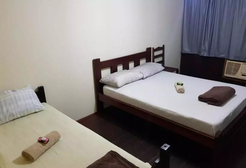 Hotel Oyo Fragata Praia