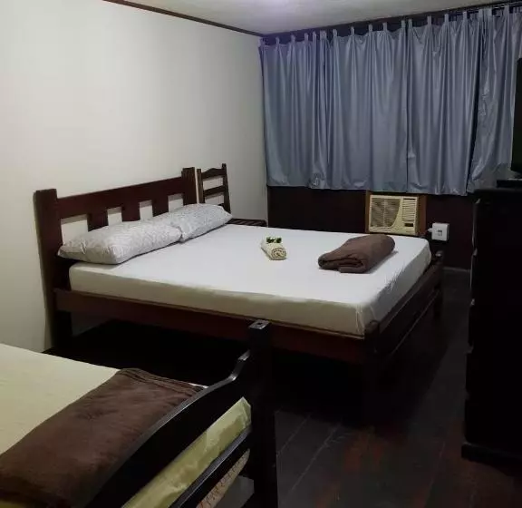 Hotel Oyo Fragata Praia