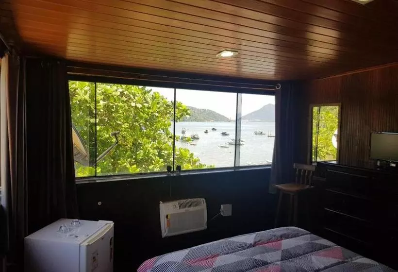 Hotel Oyo Fragata Praia