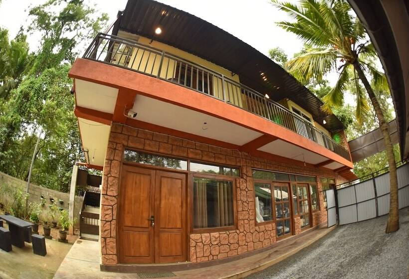 Aamiaismajoitus (B&B) The Summer Resort