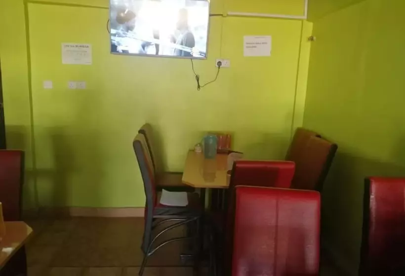 هتل Kq Grill And Bistro