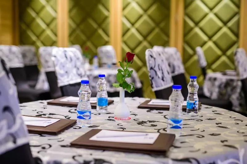 ホテル Best Western La Vista Pathankot