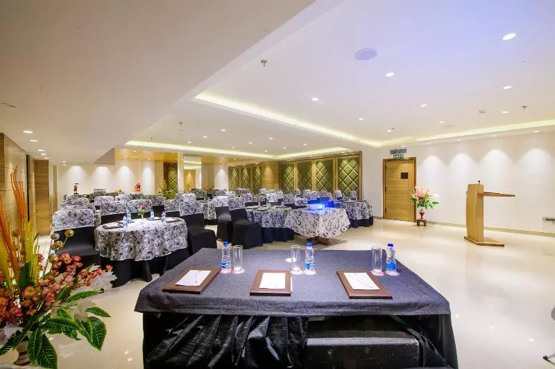 ホテル Best Western La Vista Pathankot