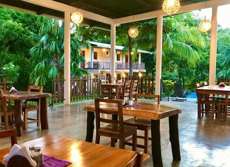 هتل Hospedaje Soma Ometepe