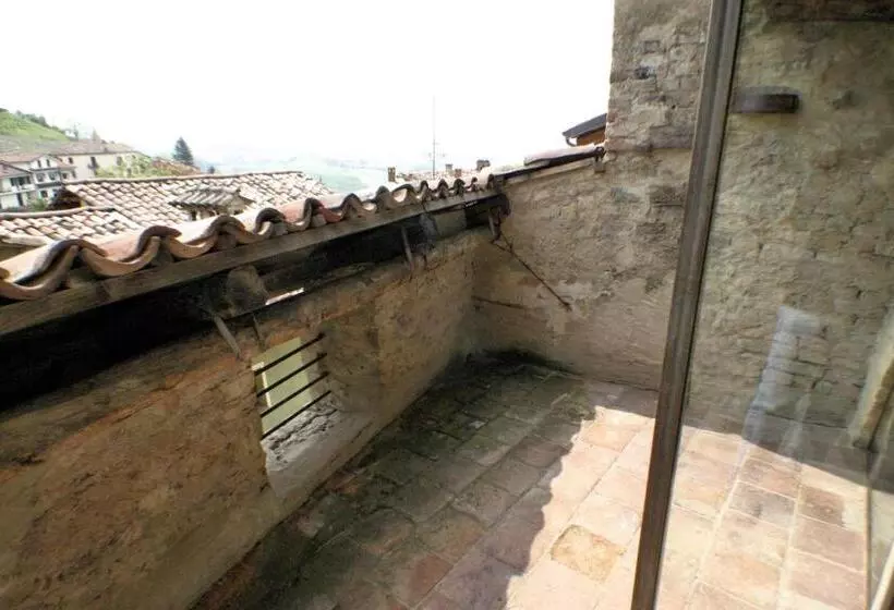 Hotelli Le Case Della Saracca