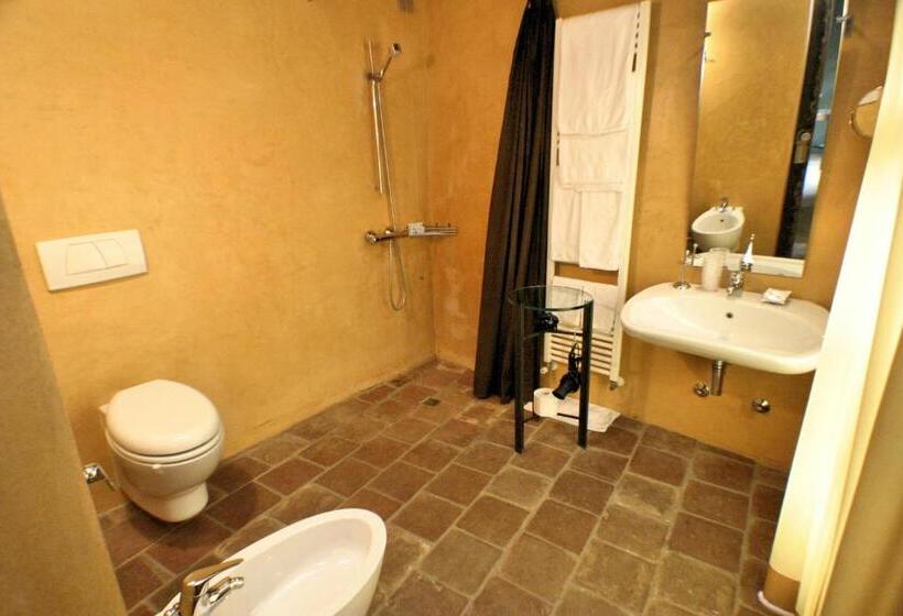 فندق Le Case Della Saracca